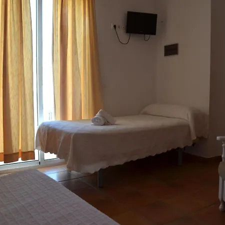 Hostal Dona Antonia 2*