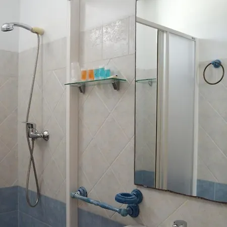Hostal Dona Antonia Casa de hóspedes 2*